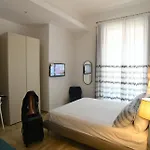 Il Picchio Di Chiaia Napoli