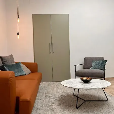 Il Picchio Di Chiaia 4* Napoli