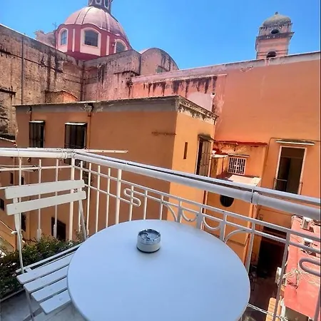 Il Picchio Di Chiaia بيت ضيافة نابولي