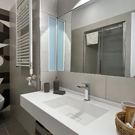 Il Picchio Di Chiaia Napels