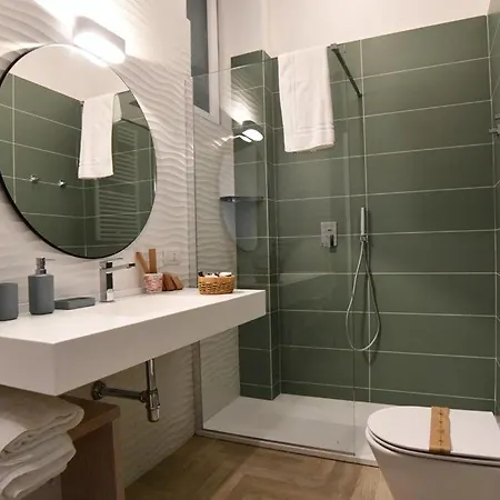 Il Picchio Di Chiaia 4*